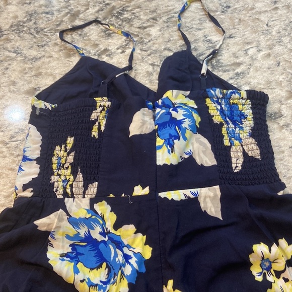 Old Navy | NWOT Floral Sundress Adjustable Straps in Navy Blue Size Medium - Picture 11 of 12
